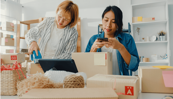 E-commerce & Retail